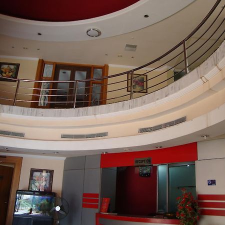 Bari International Hotel Bhubaneswar Exterior photo